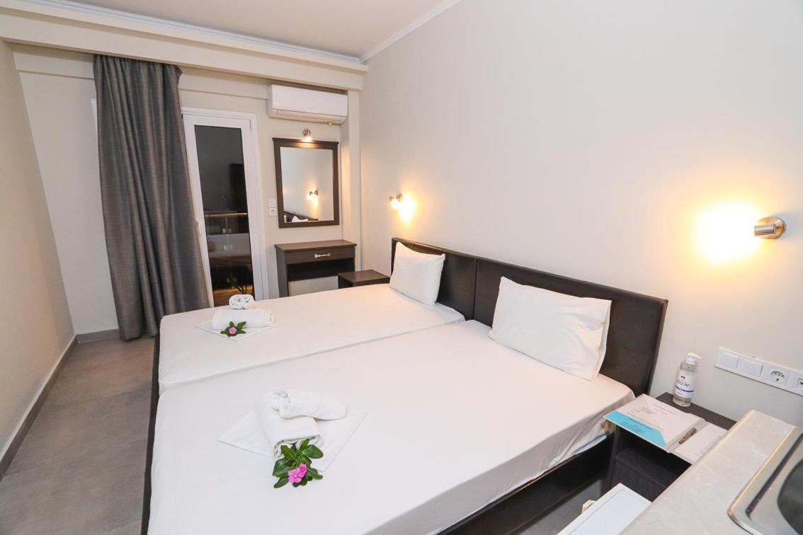 Hotel Banbus Loutra Edipsou  Exteriér fotografie